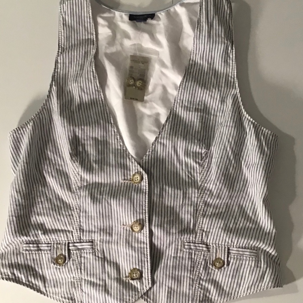 NWT American Eagle Striped Vest Light Blue Medium